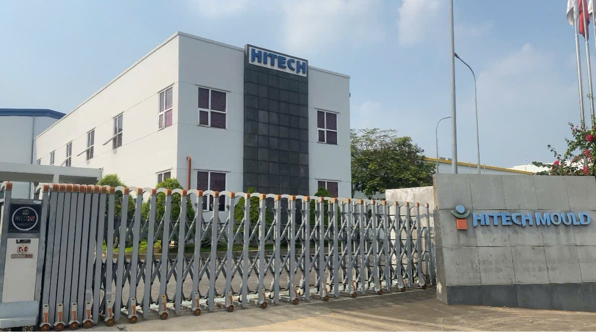 Outer view of gate.jpg